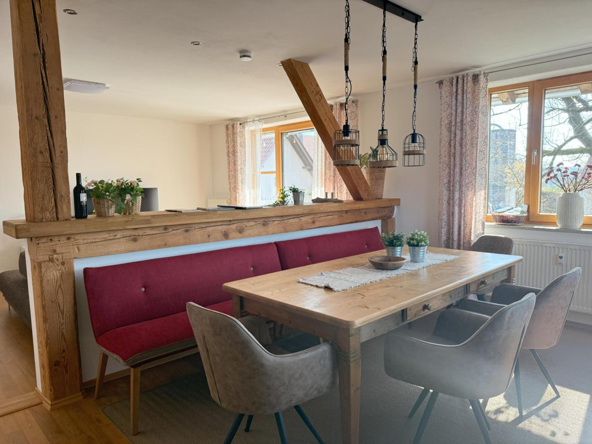 Fe Wo Brunnen - 120 Qm - Ruhige Lage - Viel Natur- Komfortabel - Grosser Balkon Und Garten Memmingen Bagian luar foto