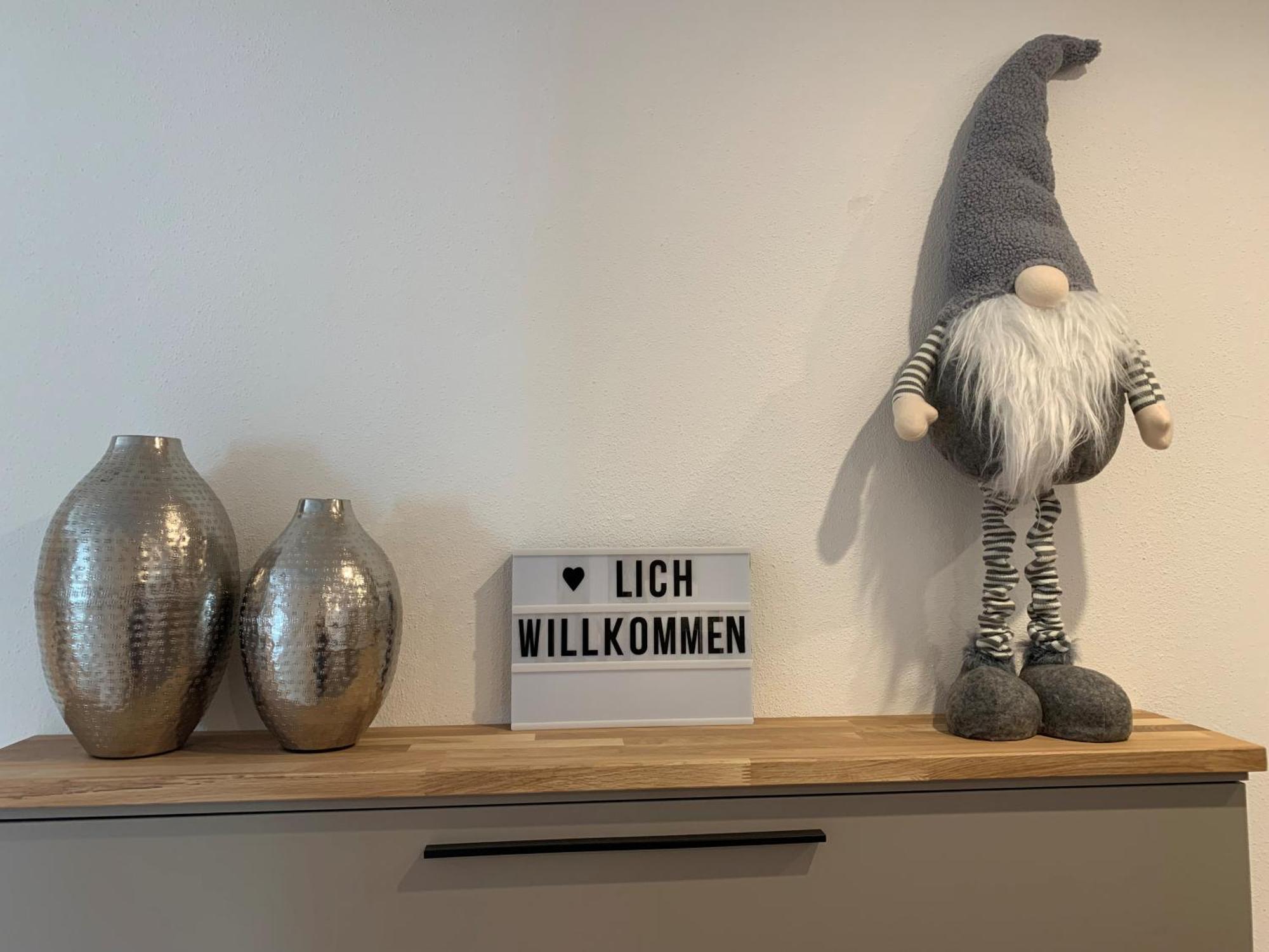Fe Wo Brunnen - 120 Qm - Ruhige Lage - Viel Natur- Komfortabel - Grosser Balkon Und Garten Memmingen Bagian luar foto